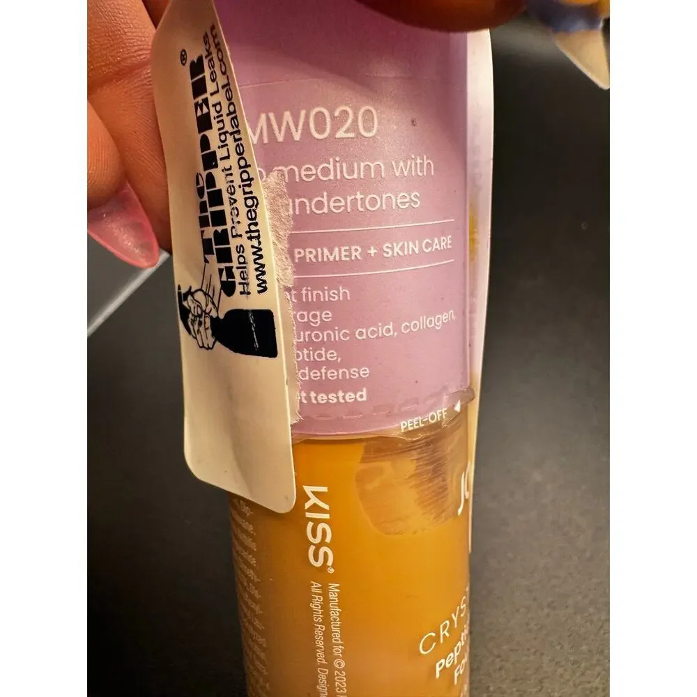 NWT JOAH Crystal Glow Peptide-Infused Foundation MW020. 1.01oz